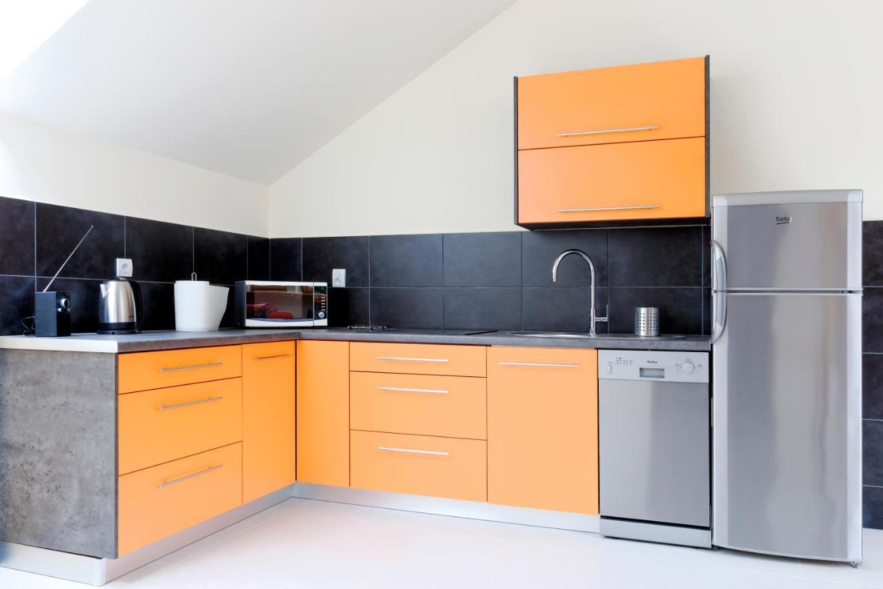 Modern Apartment In Jawiszowice Exteriör bild